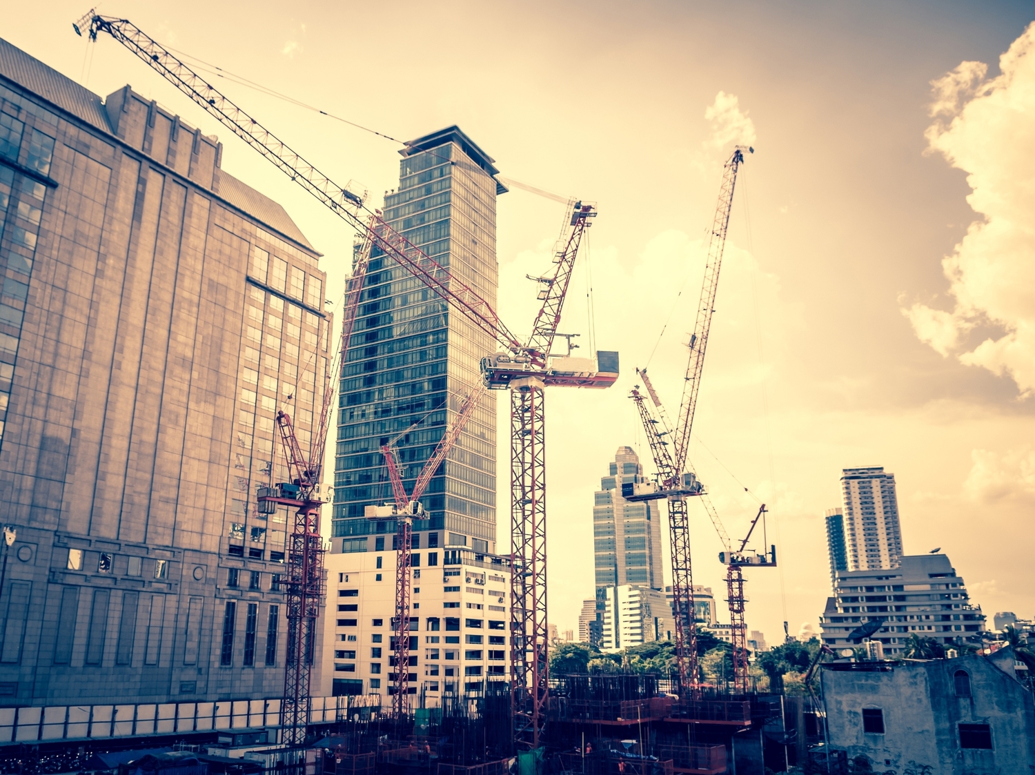 Cтроительство объектов жилищно-гражданского назначения, включая наружные и внутренние инженерные сети.